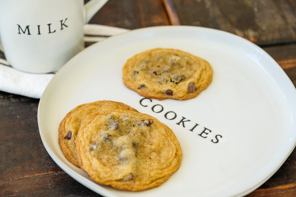 chocolate chip cookies