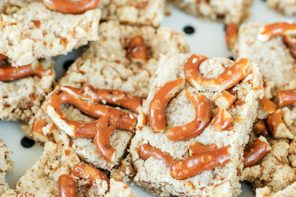 pretzel cookies